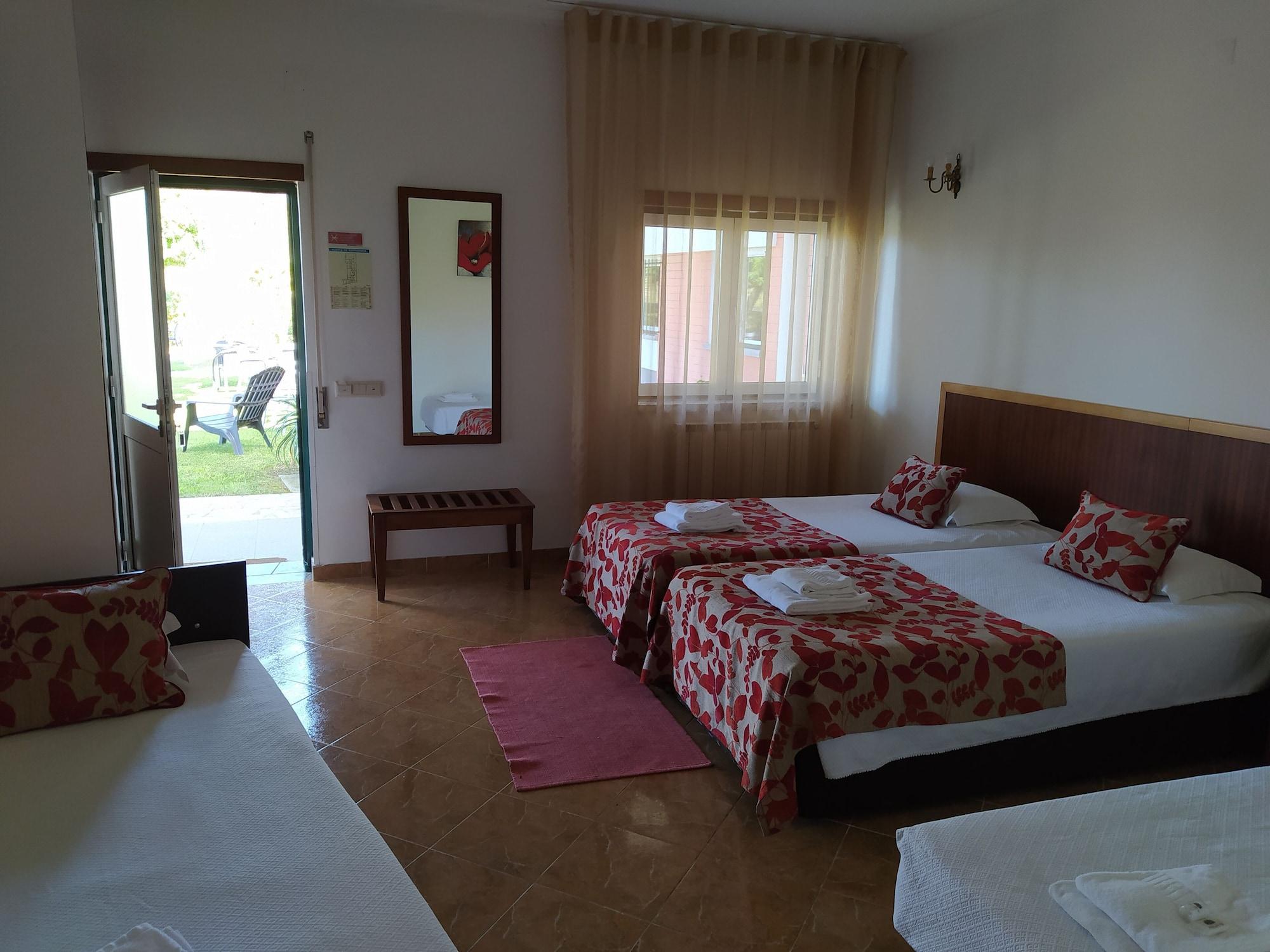 Hotel Louro โอบิดอส ภายนอก รูปภาพ